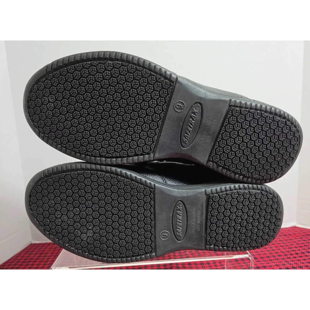 Safetrax Mens sz 9 Work Shoes Faux Leather Non Slip Black Loafers NWOB